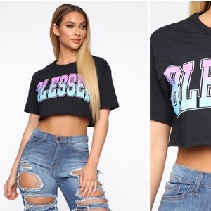 FashionNova tshirt/crop top